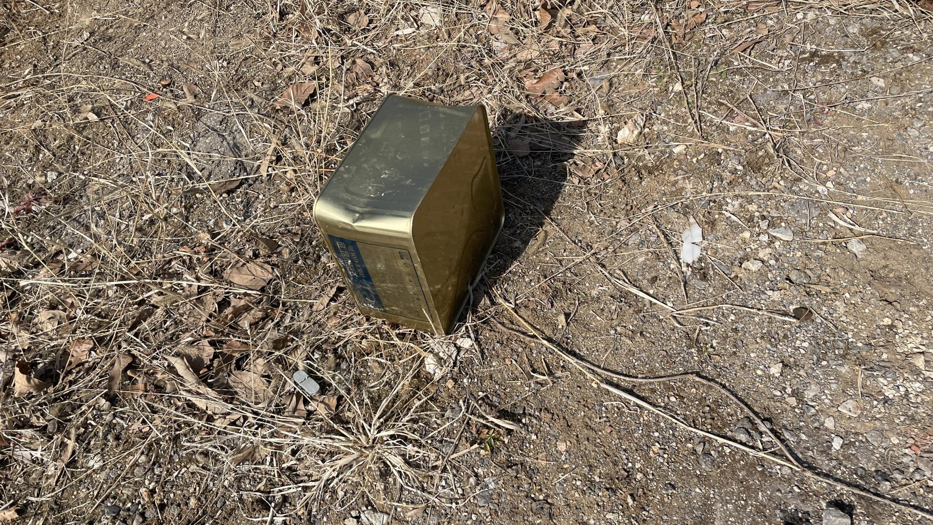 Metal-Paint Can low density